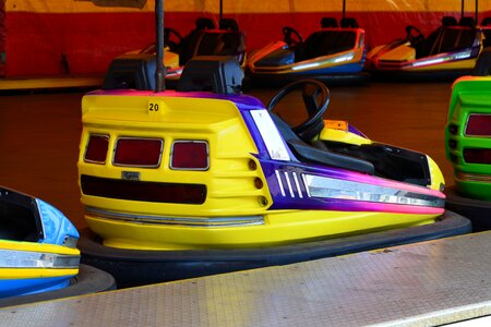 Hustle and bustle folk festival ride