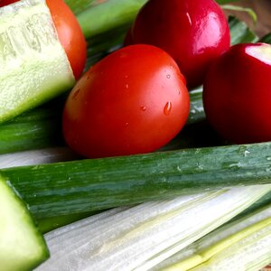 Food red-green tomato healthy photo