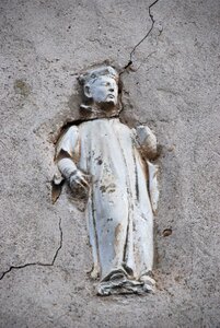 Wall sculpture france