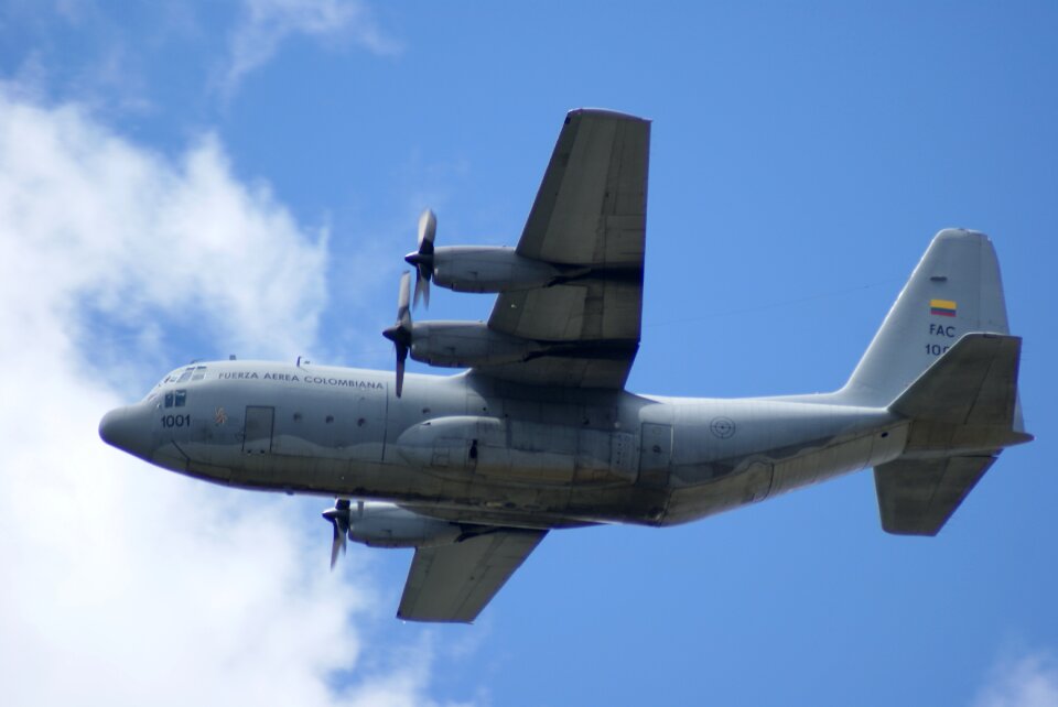 Aircraft propeller load