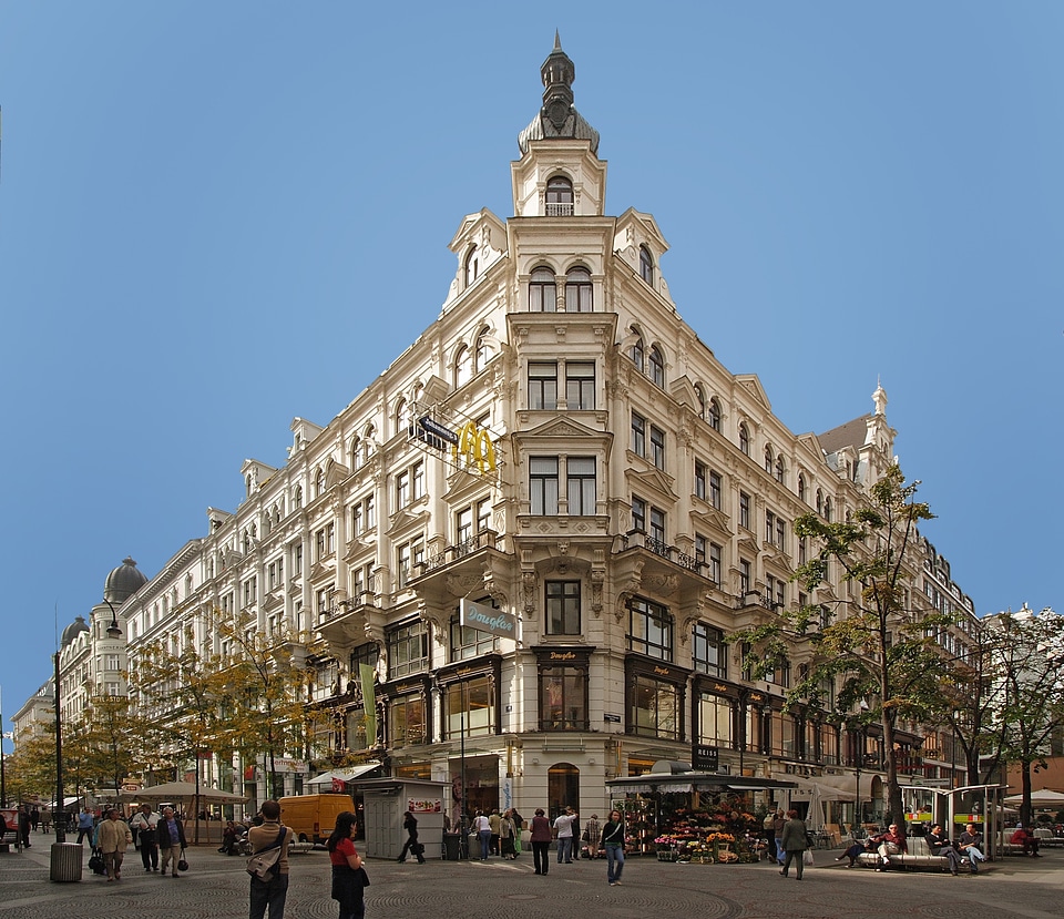 City house architecture