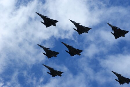 In formation plane fighter aircraft