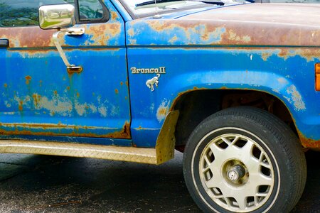 Junk metal vehicle photo