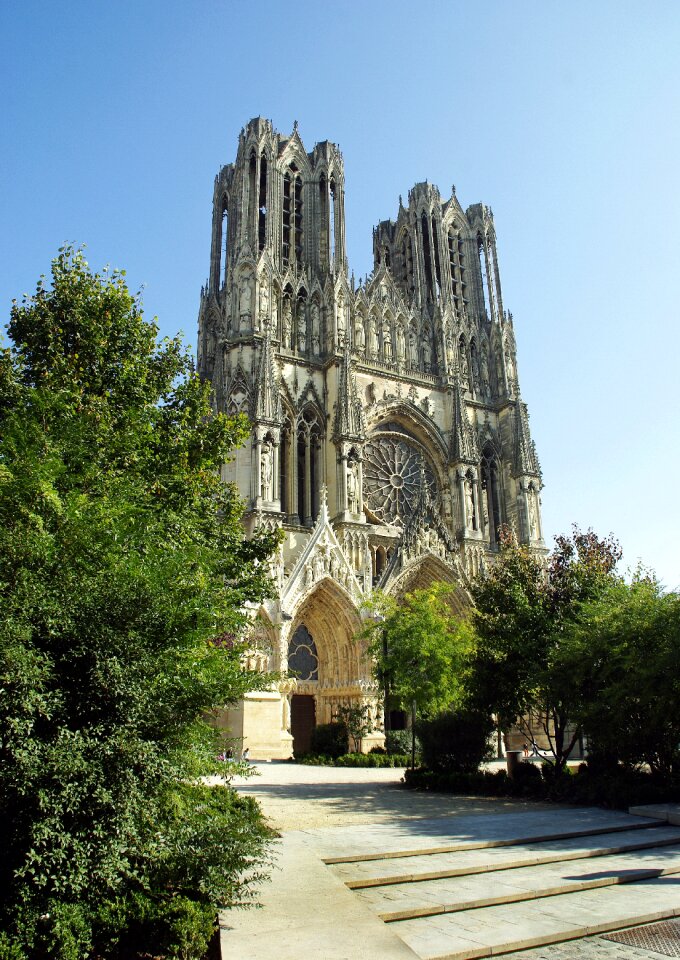 Tours gothic architecture