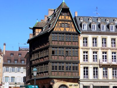 Old houses studs facade