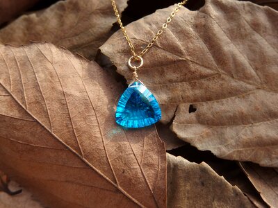 Jewelry blue fallen leaves