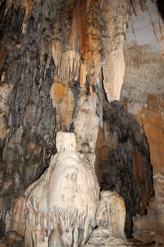 Stalacmites stalactites prehistory