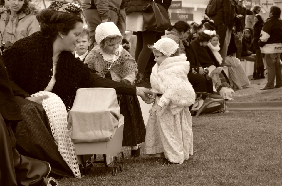 Girls gardian sepia
