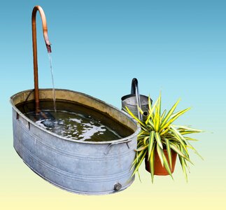 Bucket water vessel