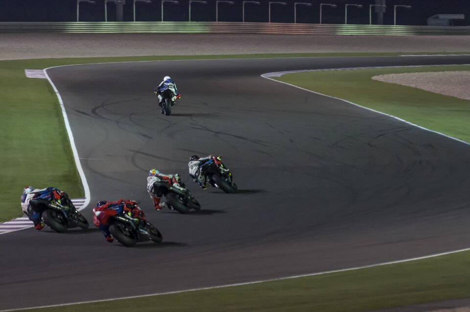 Extreme speed track