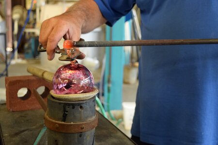 Glass blower glass blowing