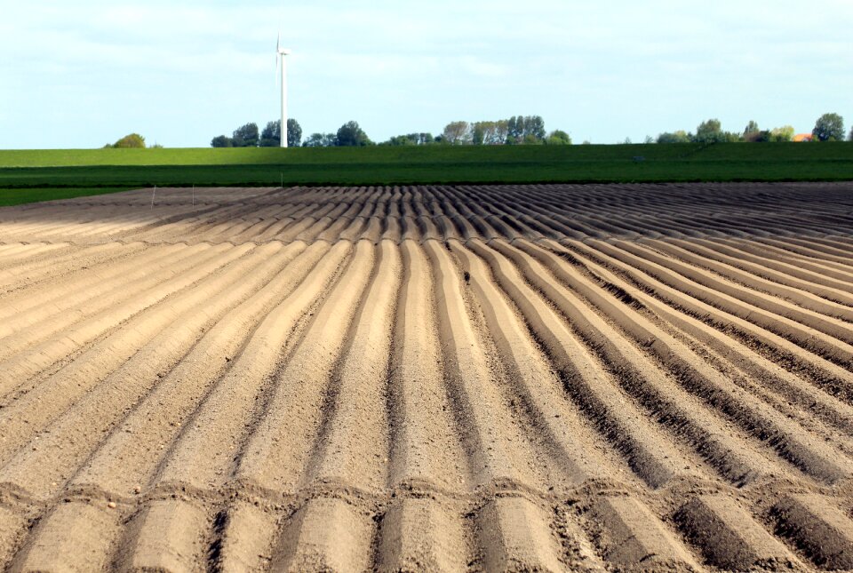 Symmetry series agriculture