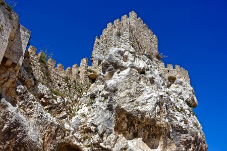 Fortification ruins stone