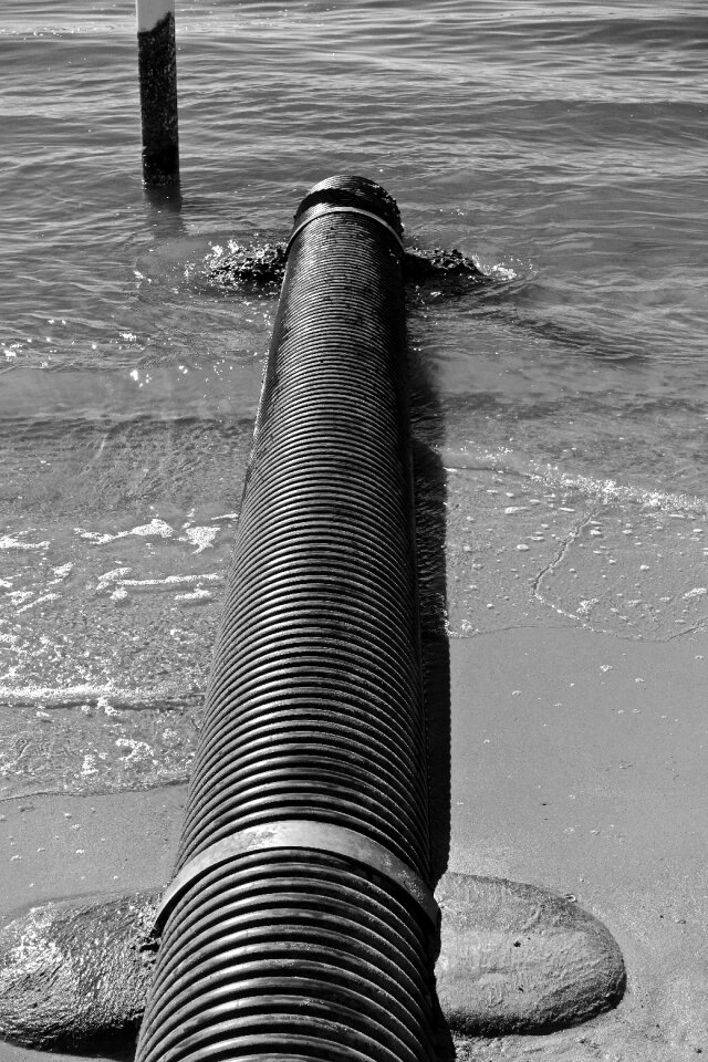 Outlet pipeline