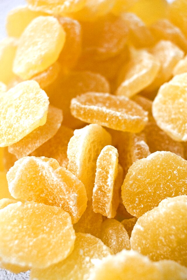 Yellow delicacy sugar