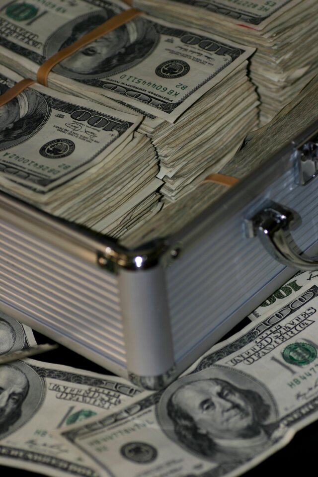 Business finance cash
