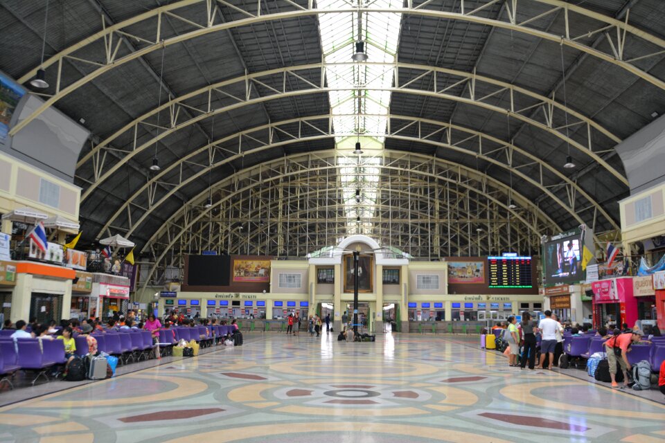 Roof railway arch photo