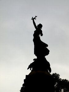 Silhouette defeat monument