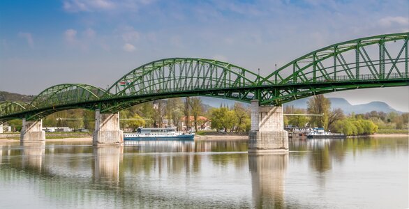 Bridge mary valérie in scanning tunneling potentiometry system štúrovo esztergom