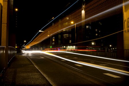 Night photography light rays car