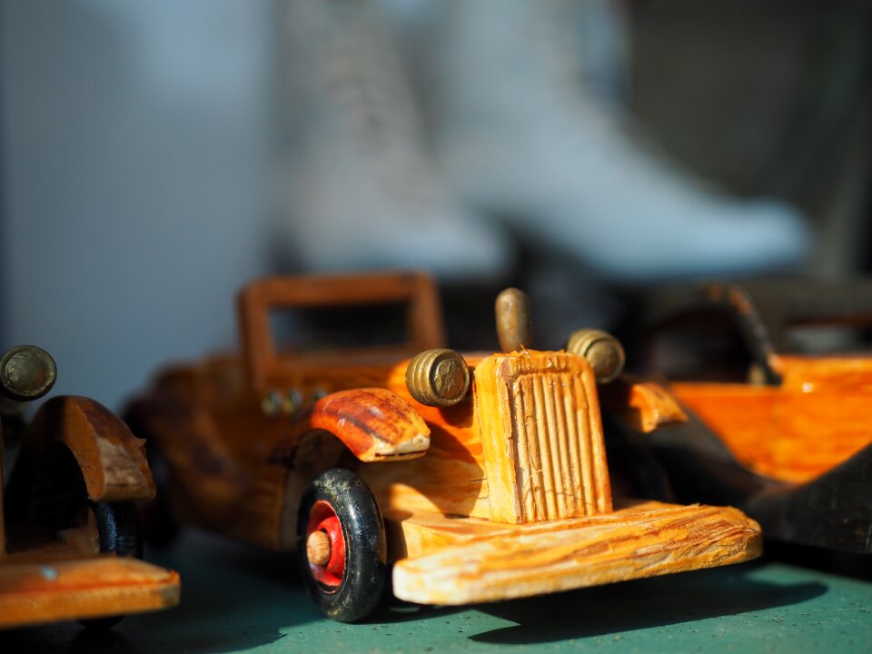 Automotive toys wood carving