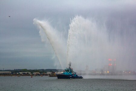 Tug water cannon cruise photo