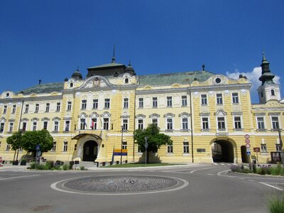 Slovakia building center