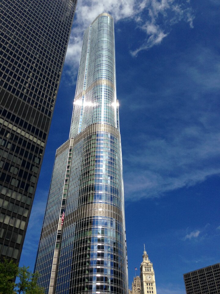 Chicago skyscraper urban landscape photo