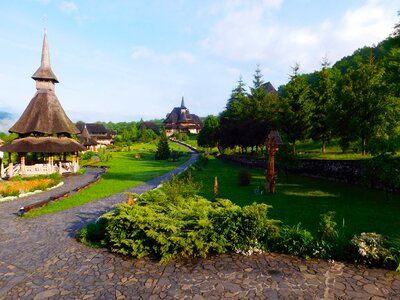 Religion architectural monastic