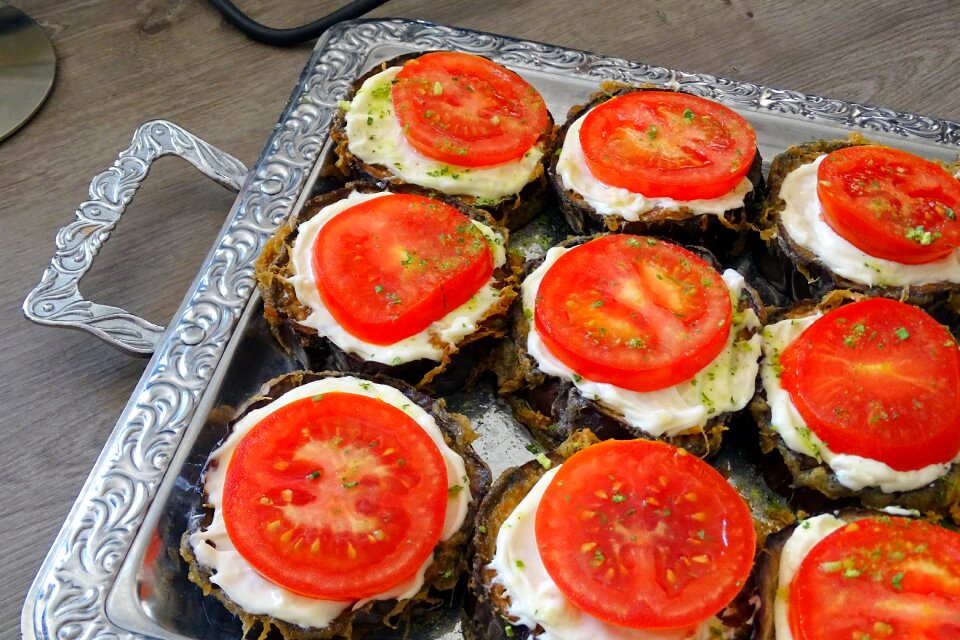Food edible tomatoes