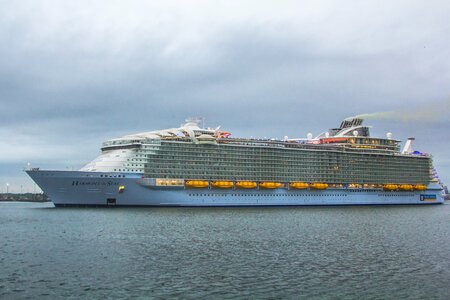 Ship cruise southampton