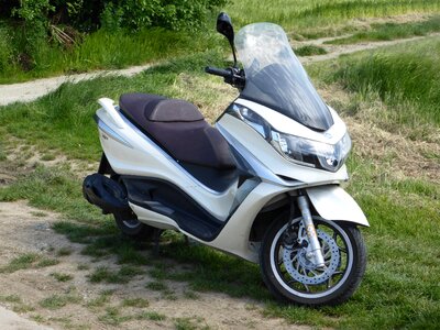Two wheeled vehicle vehicle classic