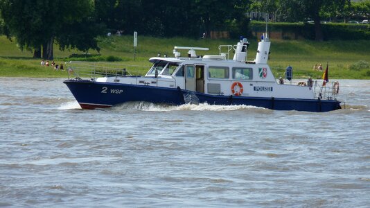 Water police düsseldorf ship