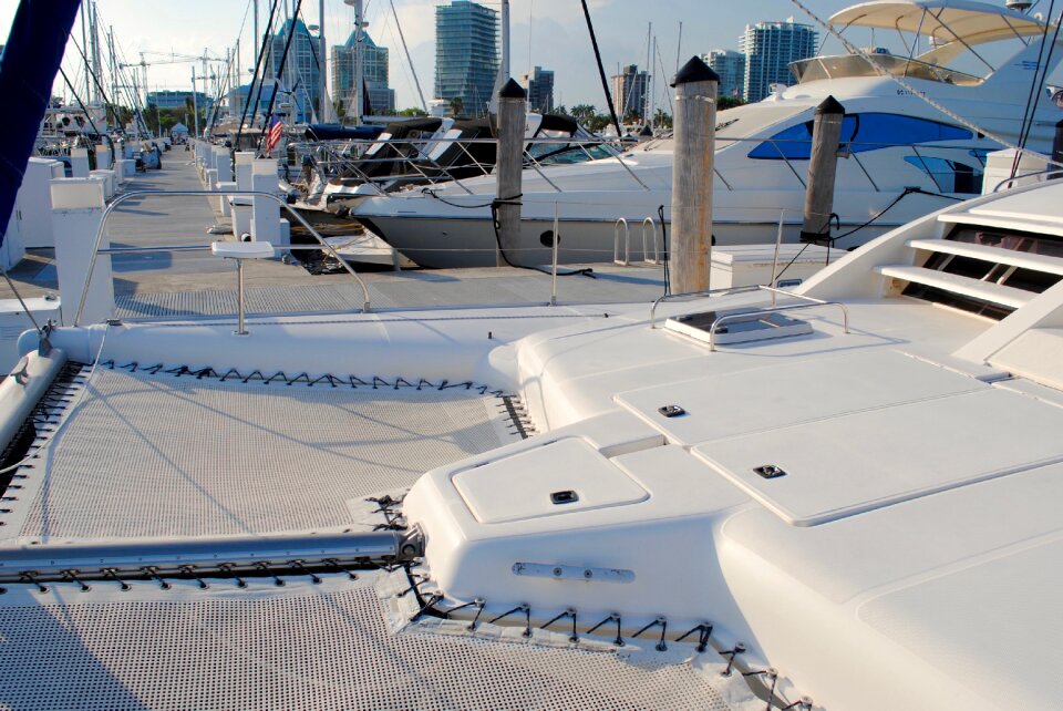 Dock pavilion slips