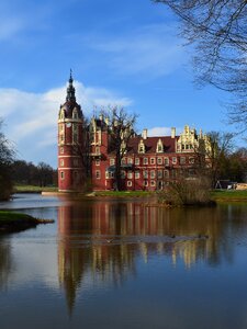 Bad muskau architecture mirroring