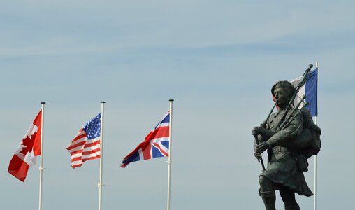 Commemoration tribute soldiers photo