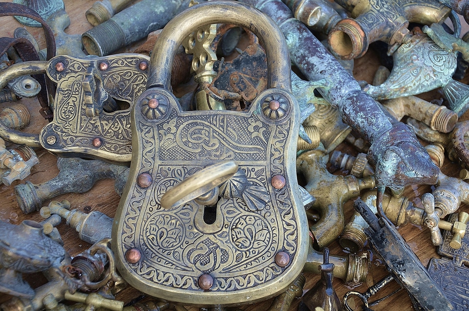 Padlock fence love castle