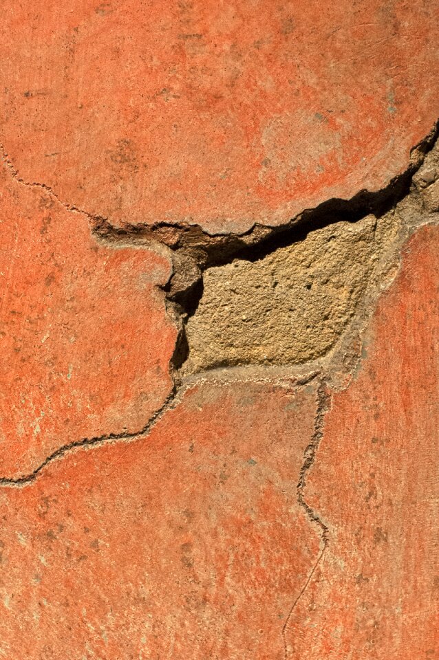 Building features distress