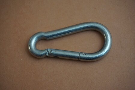 Metal mountaineering safety equipment