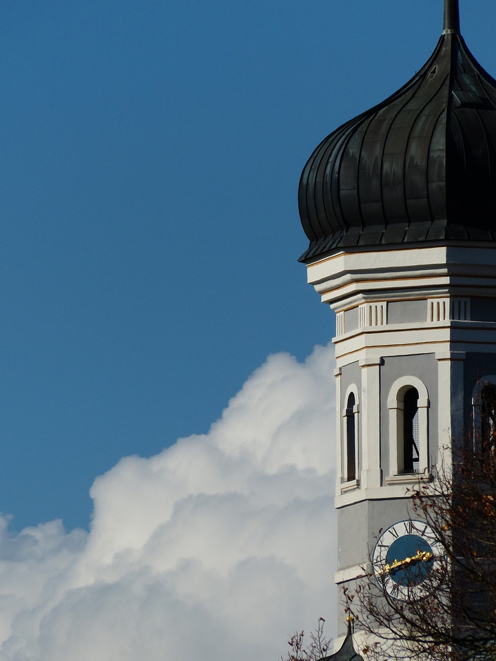 Spire onion dome church photo