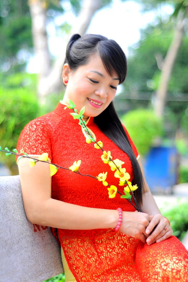 Young shirt flower