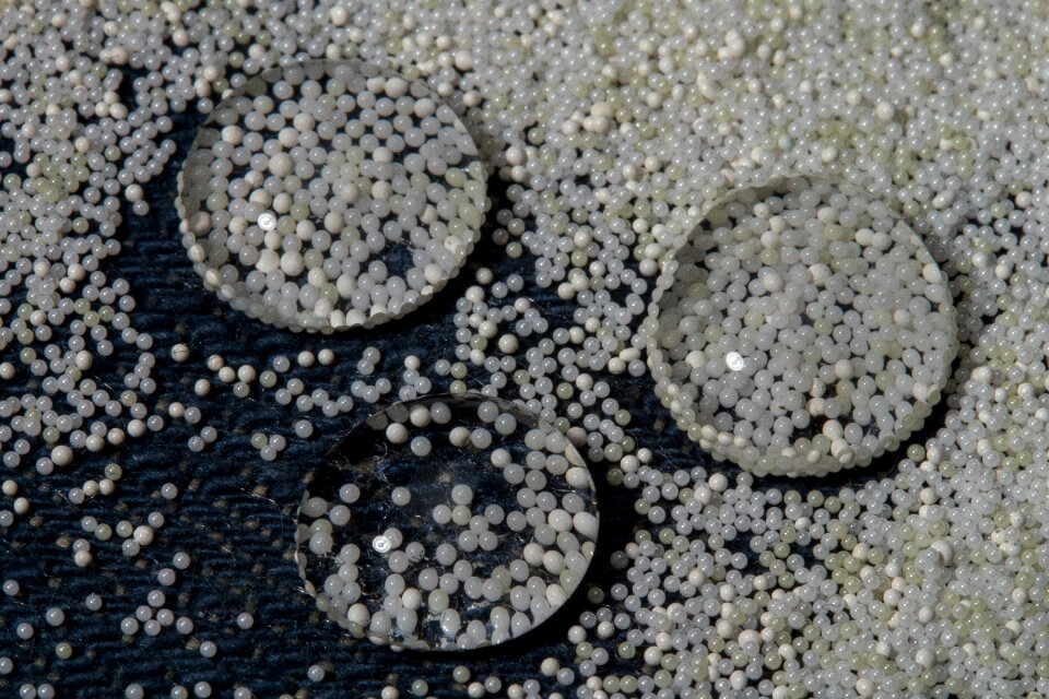 Ceramic balls drop of water water repellent