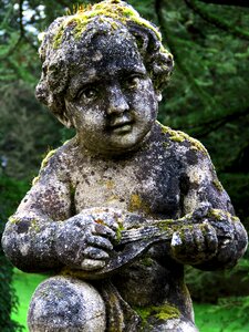 Sculpture stone