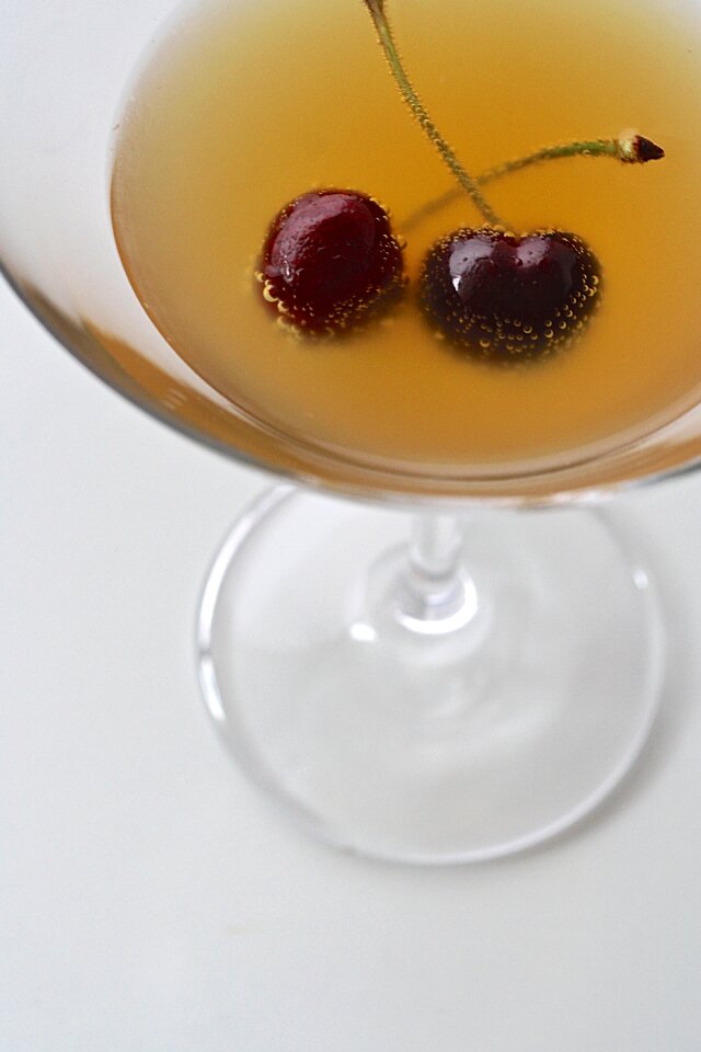 Cocktail bubbles martini glass