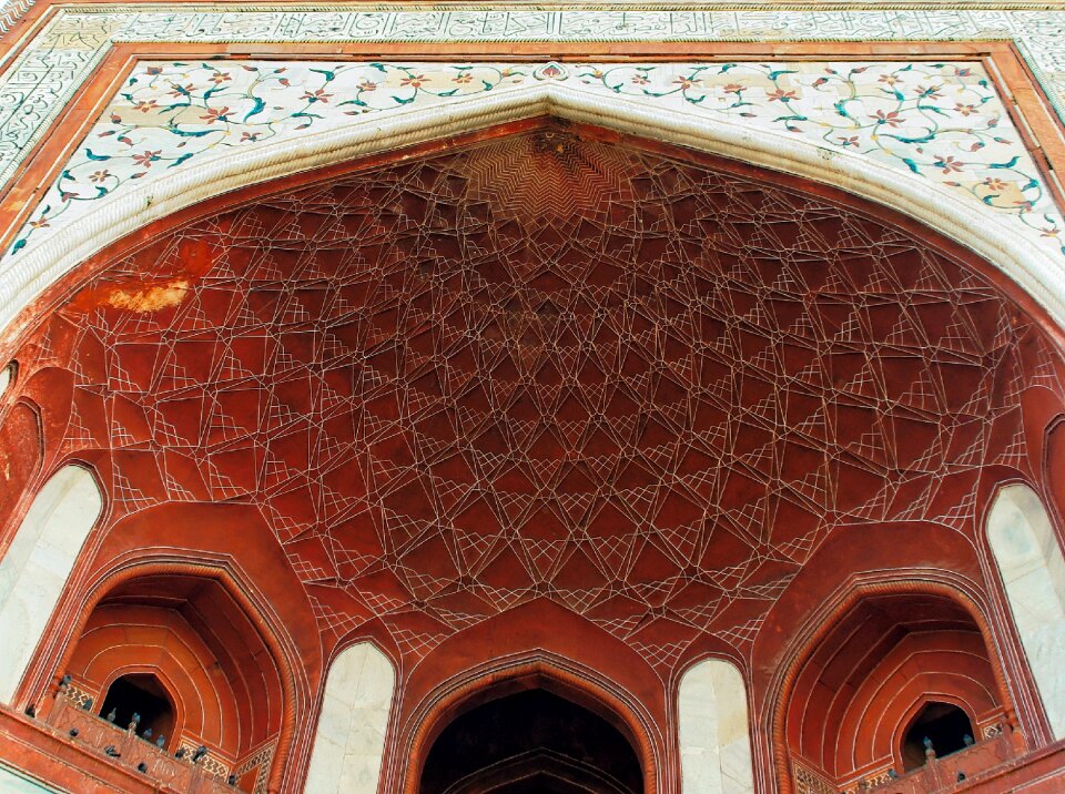 Arabesques marble inlay