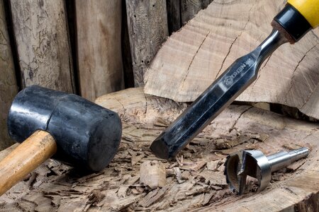 Chisel craft hammer