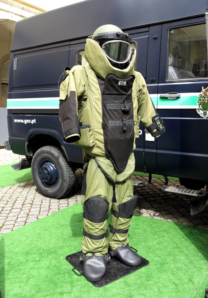 Bomb command swat team