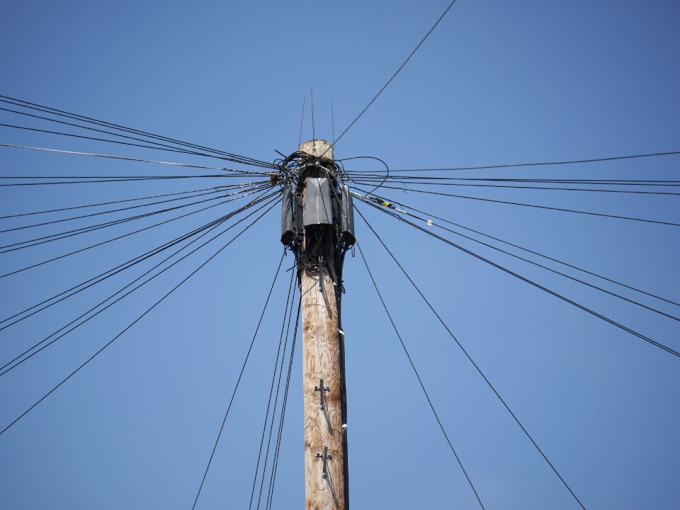 Distributor current electricity