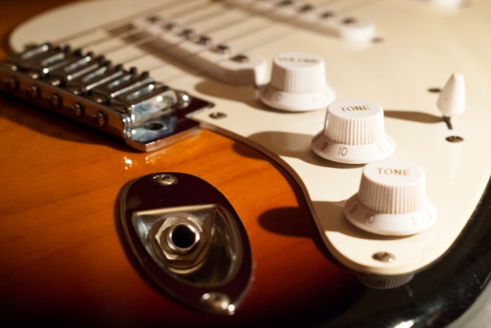 Buttons creative brown guitar