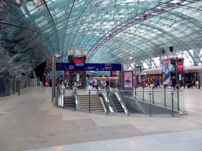 Hall glass roof wide